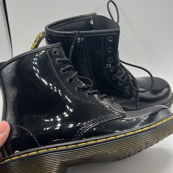 Dr Martens Delaney Black Boots - Picture 5 of 8